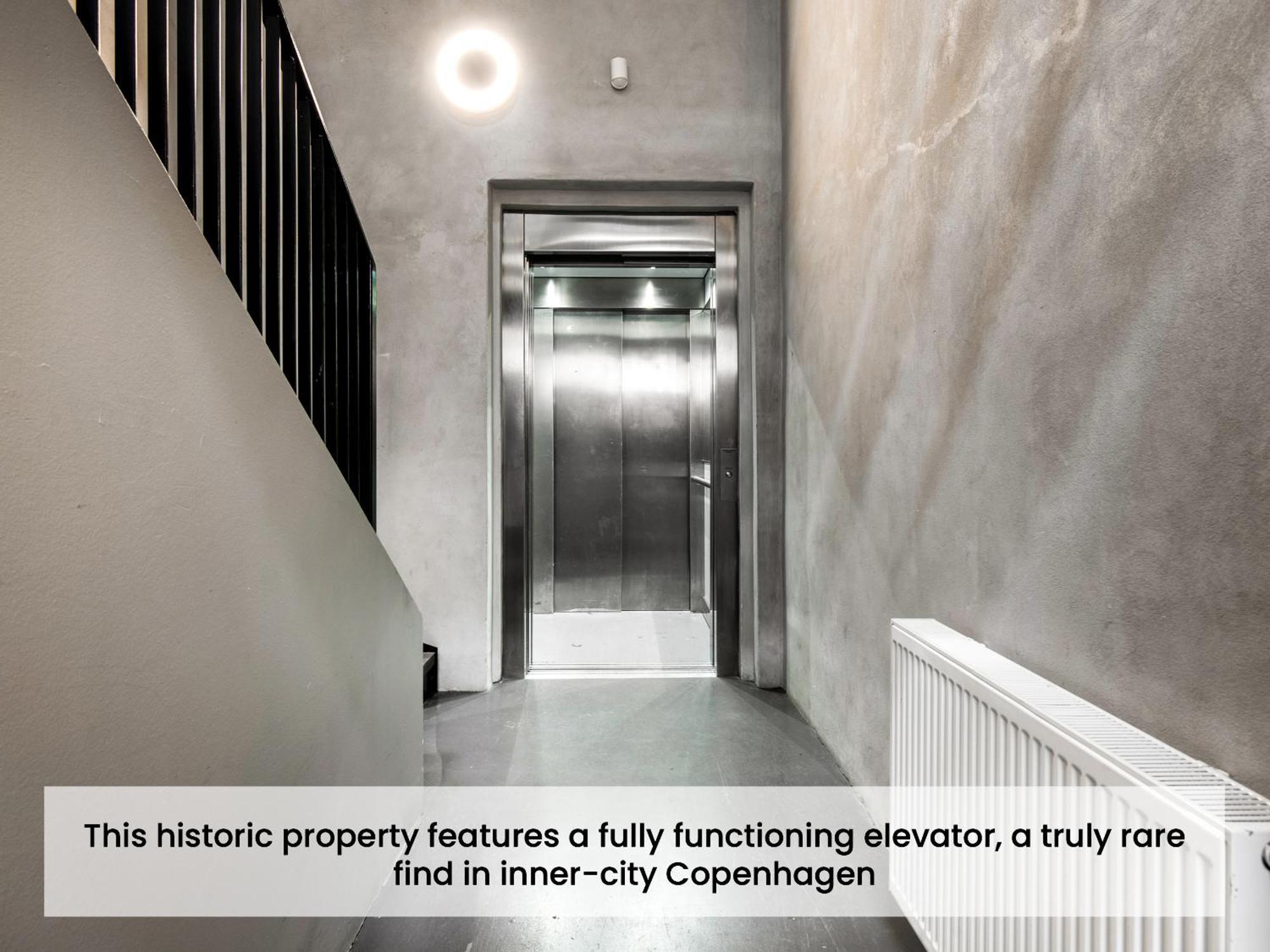 Sanders Leaves - Chic Three-Bedroom Apartment In Downtown Copenaghen Esterno foto